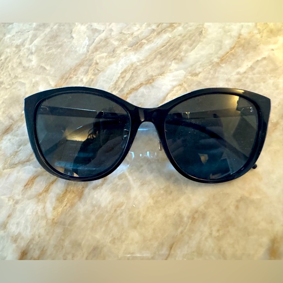 YSL Sunglassess - Picture 1 of 4